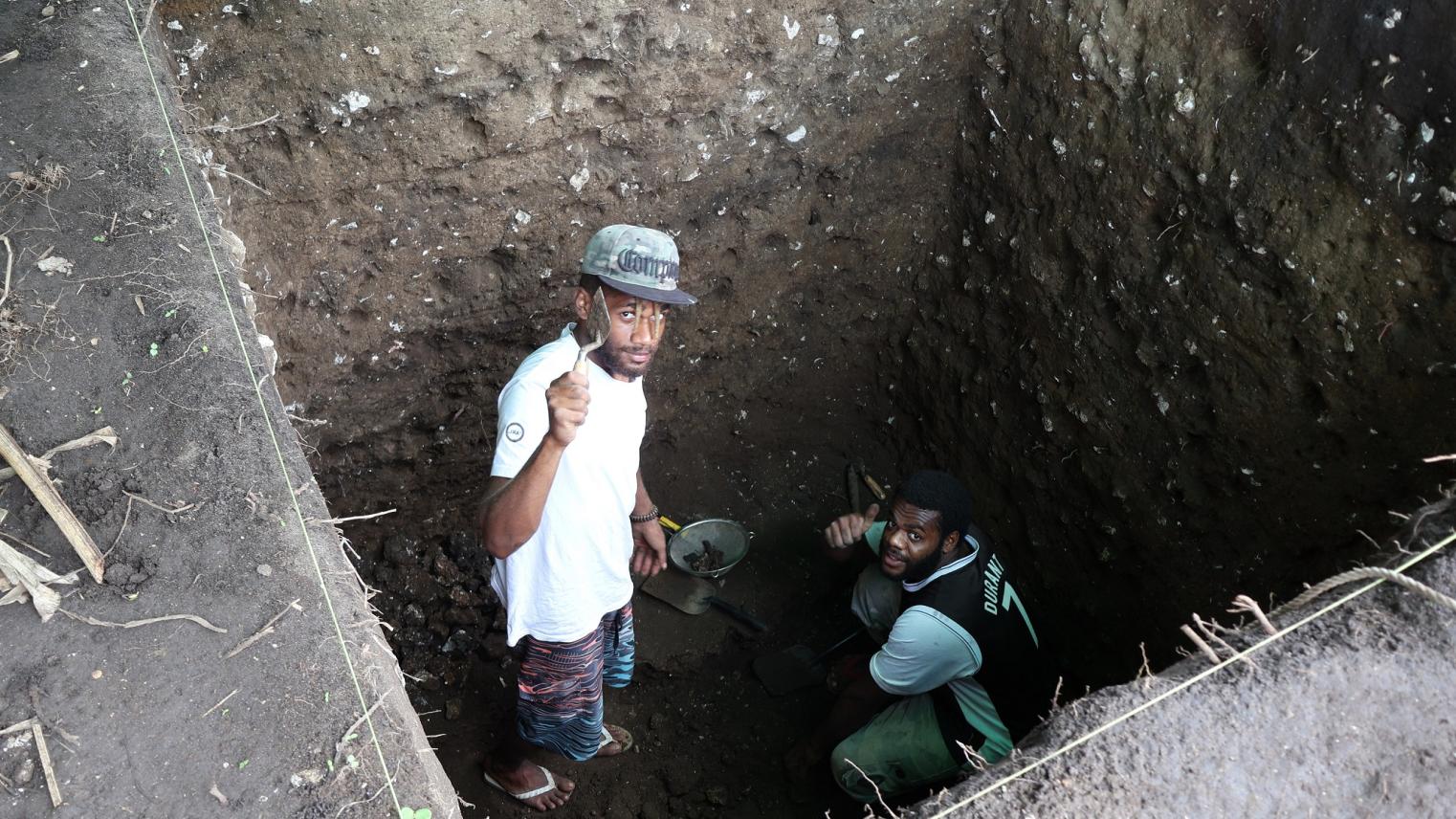 TP 2, full stratigraphy of the Melabong Mound. Excavators Freddy Tore and Apisai Ilman